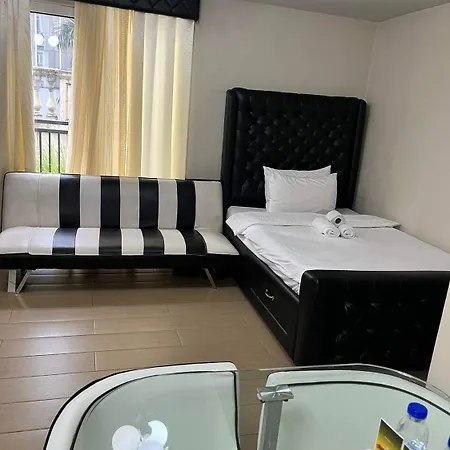 Zg-150Newport Apartment Manila Exterior photo