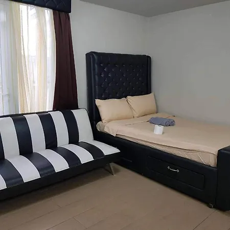 Zg-150Newport Apartment Manila Exterior photo